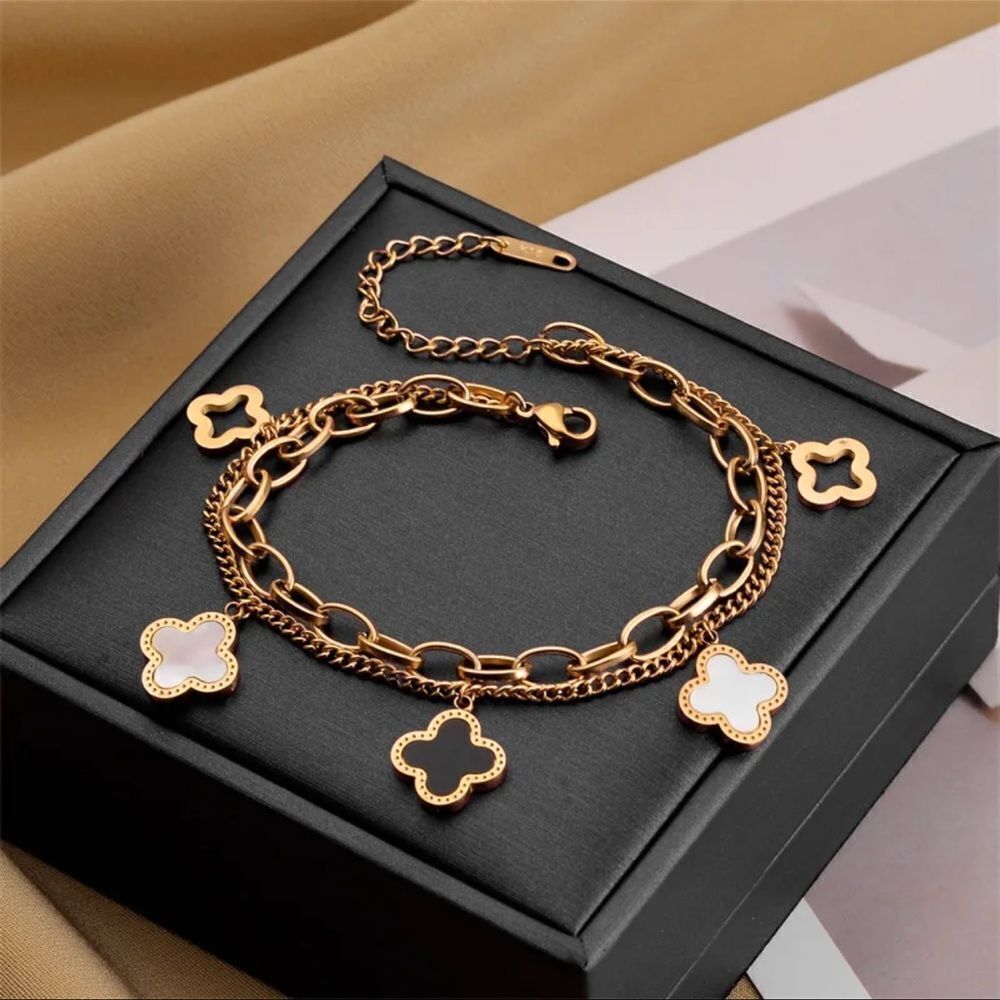 NEW Four Leaf Clover Gold Double Layer Charm Bracelet